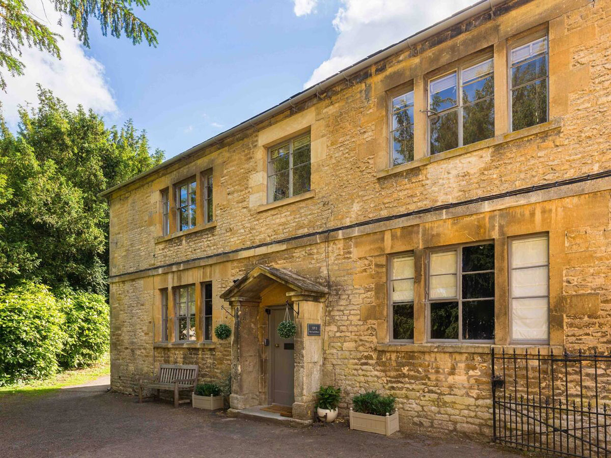 Little Coach House — bedroom