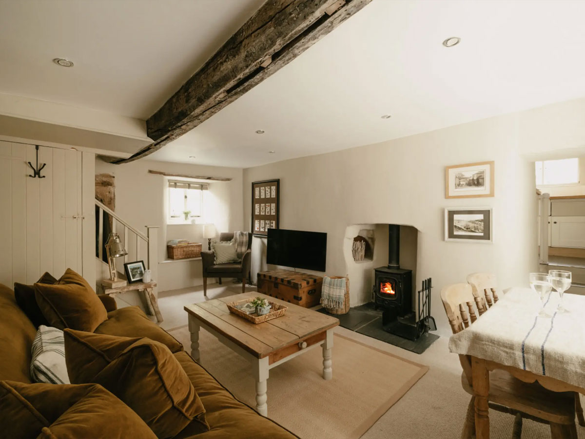 The Blue Cottage - detail