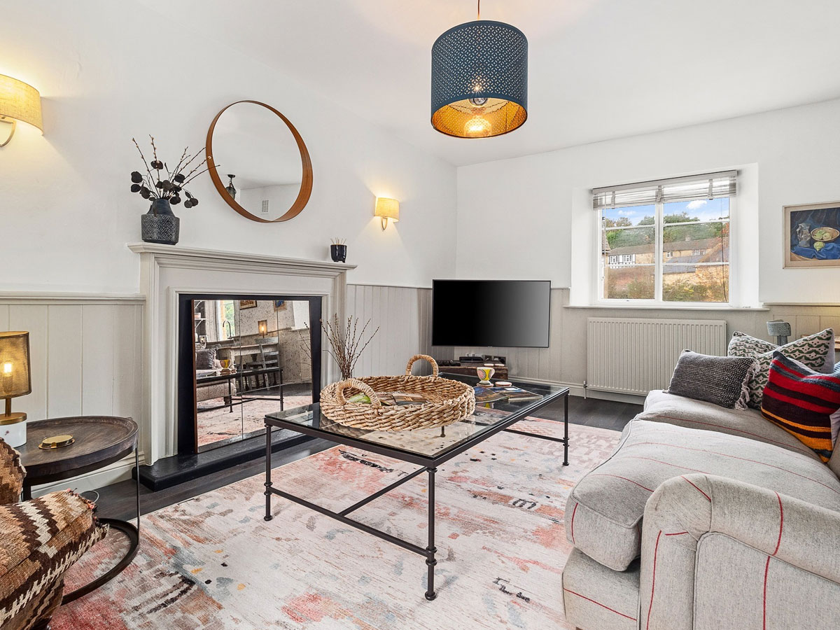 The Coach House — bedroom